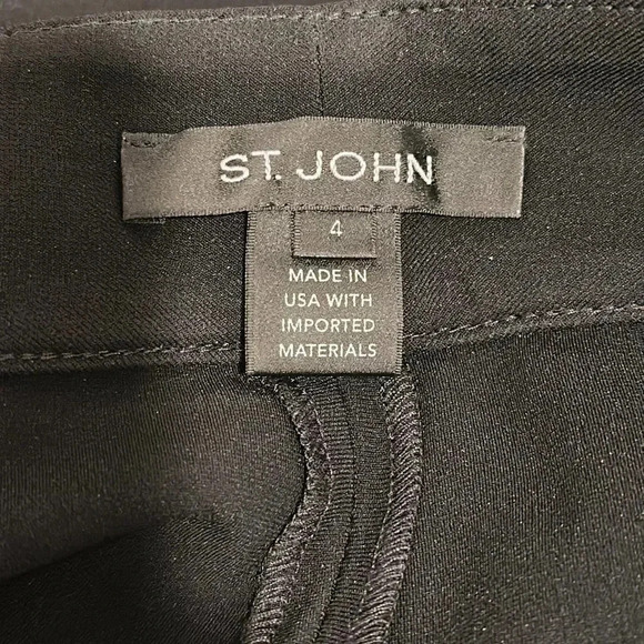 St John sz 4 Emma black slacks excellent pre owned condition tapered leg trouser - Picture 6 of 6